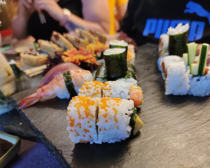 Tokyo Sushi